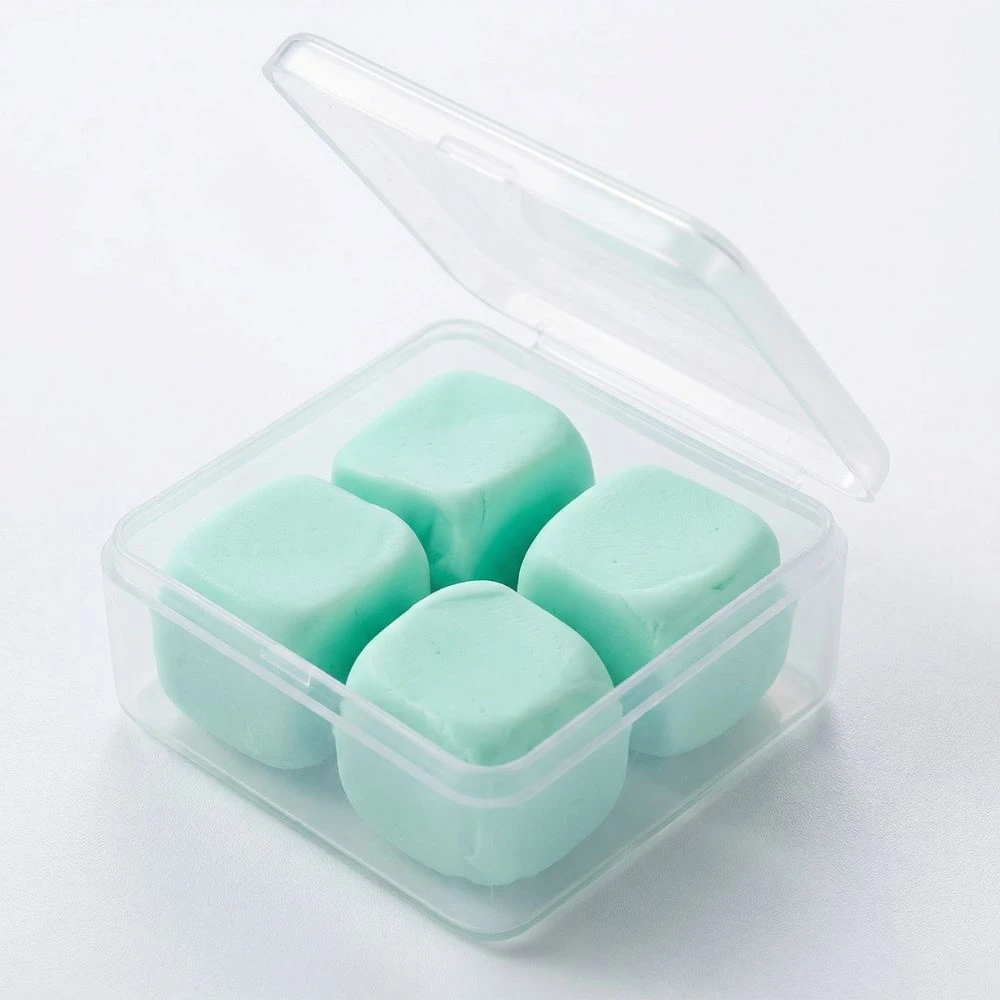 靜快可塑型矽膠耳塞，薄荷冰綠，透明盒裝四塊